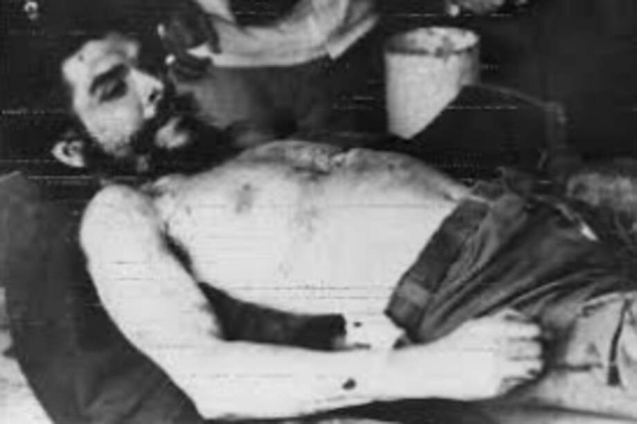 Su padre dirigió en 1967 las operaciones de la Quebrada del Yuro, el último combate del 'Che' Guevara. / Archivo