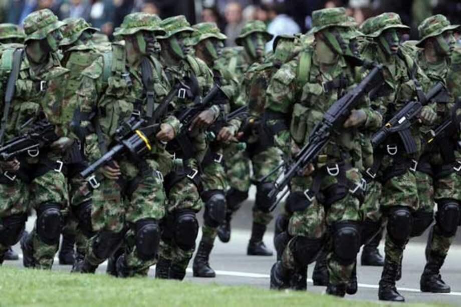 Senado aprueba en primer debate proyecto que busca revivir el fuero militar