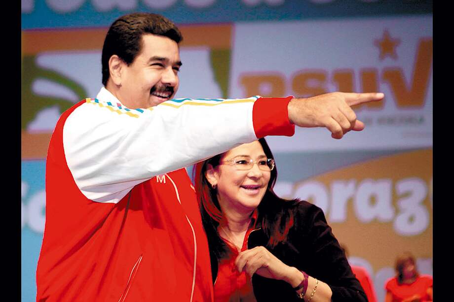 El presidente de Venezuela, Nicolás Maduro, junto a su esposa, Cilia Flores. / EFE