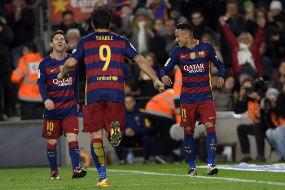 La 'MSN' volvió a deleitar en el césped del Camp Nou. / AFP