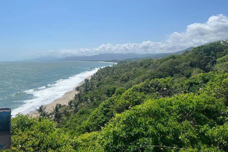 Taironaka combina naturaleza, memoria ancestral y alojamiento en uno de los puntos más atractivos del corredor.