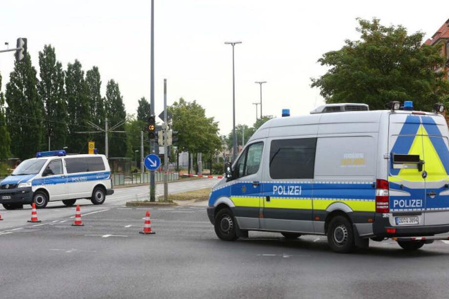 Cierran el espacio aéreo en Dresde, Alemania, por una bomba de la II Guerra Mundial