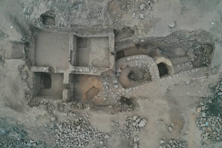Fotografía que muestra una vista aérea de la Zona Arqueológica Monumental Castillo de Jesús María, antiguo Menocucho, en Trujillo (Perú).