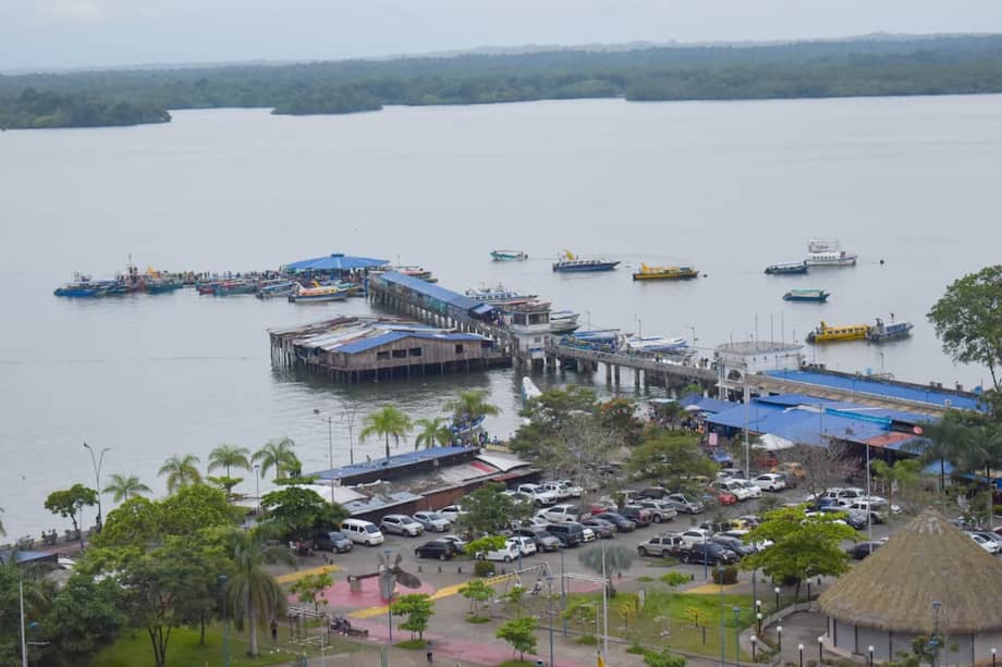 Los manifestantes piden la remodelación del embarcadero, la creación de una junta y acciones para evitar que sea privatizada la zona.