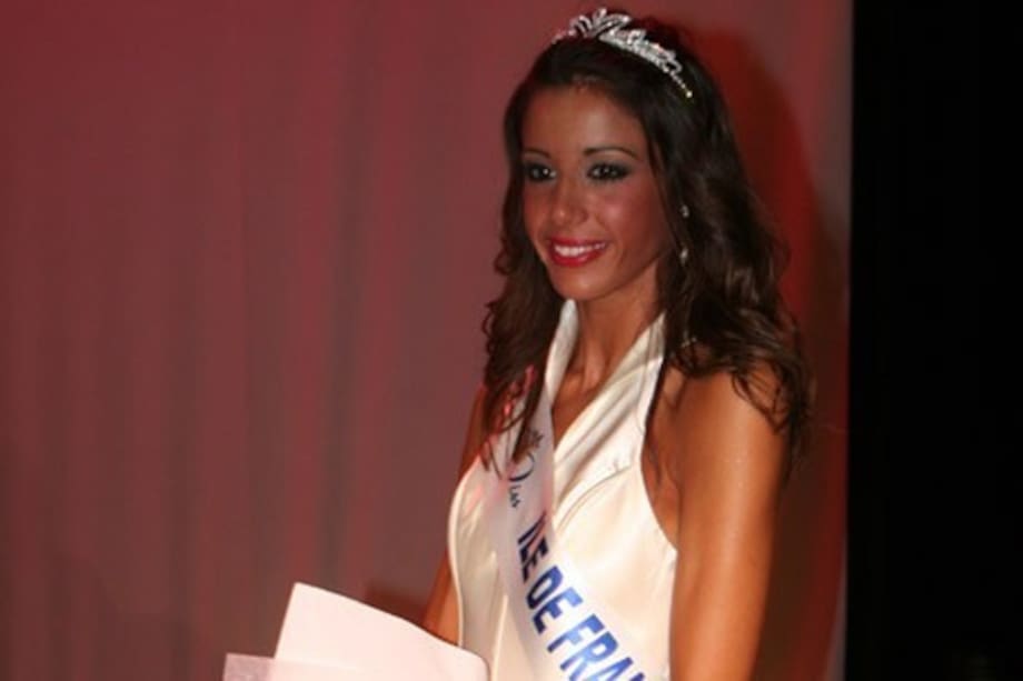 Aspirante a Miss Francia abandona concurso