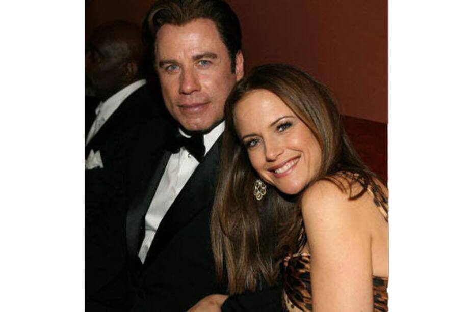 John Travolta y su esposa esperan un bebé