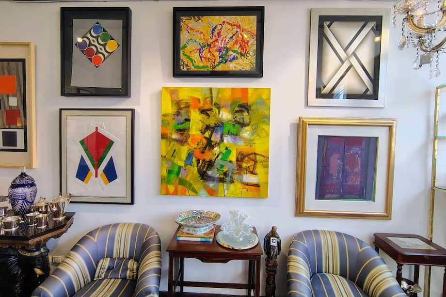 La exhibición en la casa de subastas presenta las obras que serán vendidas.