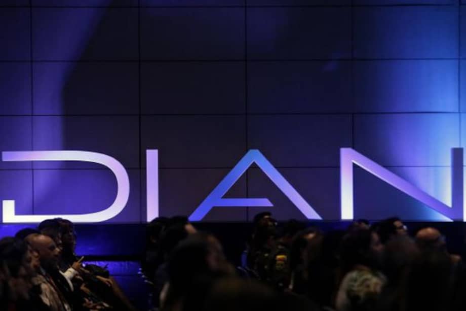 La DIAN alista una convocatoria en enero para contratar 1.500 funcionarios en carrera administrativa.