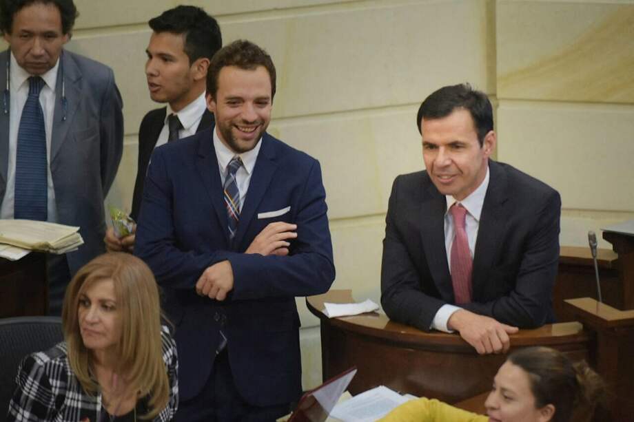 El ministro del Interior, Guillermo Rivera (dijo) dijo que la aprobación de la JEP era un triunfo de las víctimas. / Ministerio del Interior