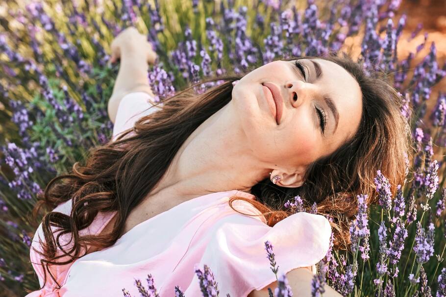 Son muchas las estrategias que se usan para que el cuerpo siempre huela bien, ¿cuál usaban nuestras abuelas? Acá contamos lo que se sabe.