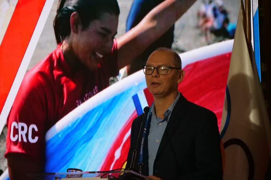 Alexánder Zamora, presidente del Comité Olímpico de Costa Rica junto a una comitiva, presentan su postulación para albergar los II Juegos Centroamericanos y del Caribe Playa #Puntarenas2025.