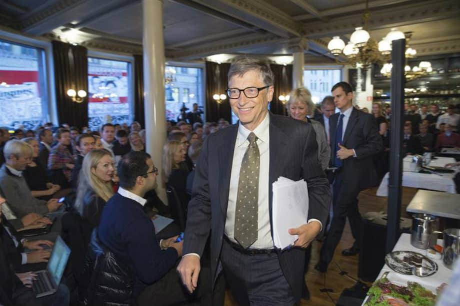 El fundador de Microsoft, Bill Gates, a su llegada a la conferencia "Inversiones comerciales como herramientas para el desarrollo" organizada por el "think tank" Civita,en Oslo (Noruega) el pasado 15 de noviembre de 2013