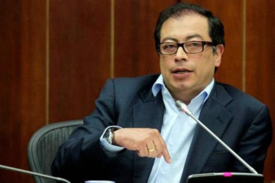 Dijo que no se lanzó a la Presidencia para asegurarse una curul en el Legislativo sino para ganar. / Archivo