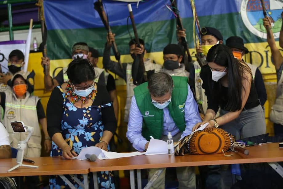 La minga antioqueña llega a acuerdos con el gobernador