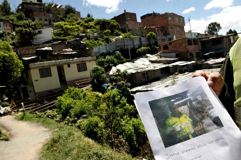 Desde el mismo día de su desaparición arrancó la búsqueda del patrullero, cuyo cadáver fue hallado anoche en un caño. / Gabriel Aponte
