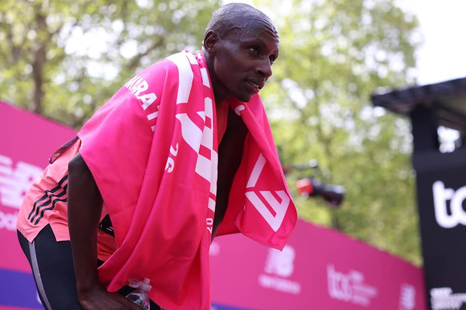 Sabastian Sawe, después de la maratón de Londres en la que logró el récord.