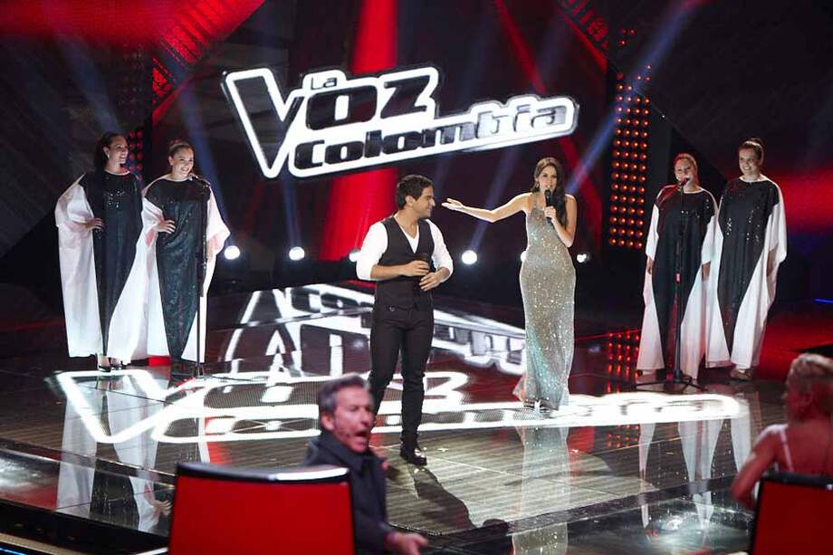 Alejandro Palacio y Linda Palma han sido los presentadores del concurso. / Fotos: Tony Herrera – Caracol TV