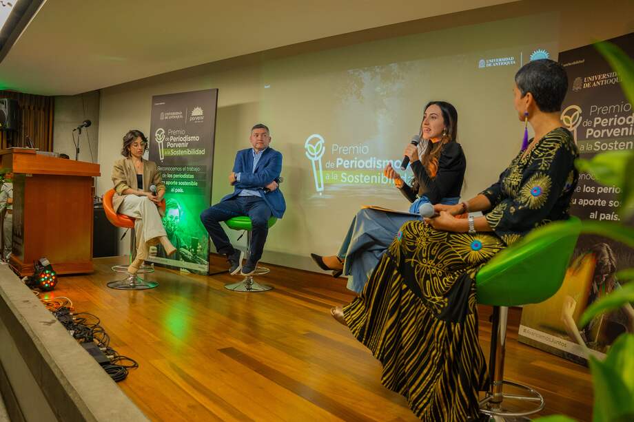 Primera versión del Premio de Periodismo a la Sostenibilidad de Porvenir.
