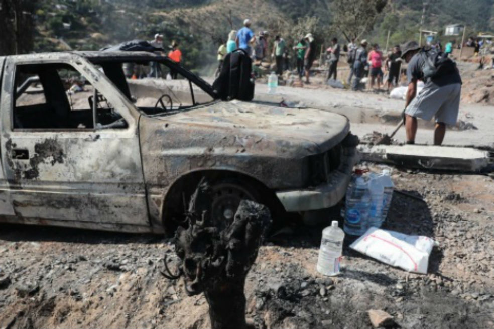 Decenas de damnificados y viviendas arrasadas por los incendios en el ...