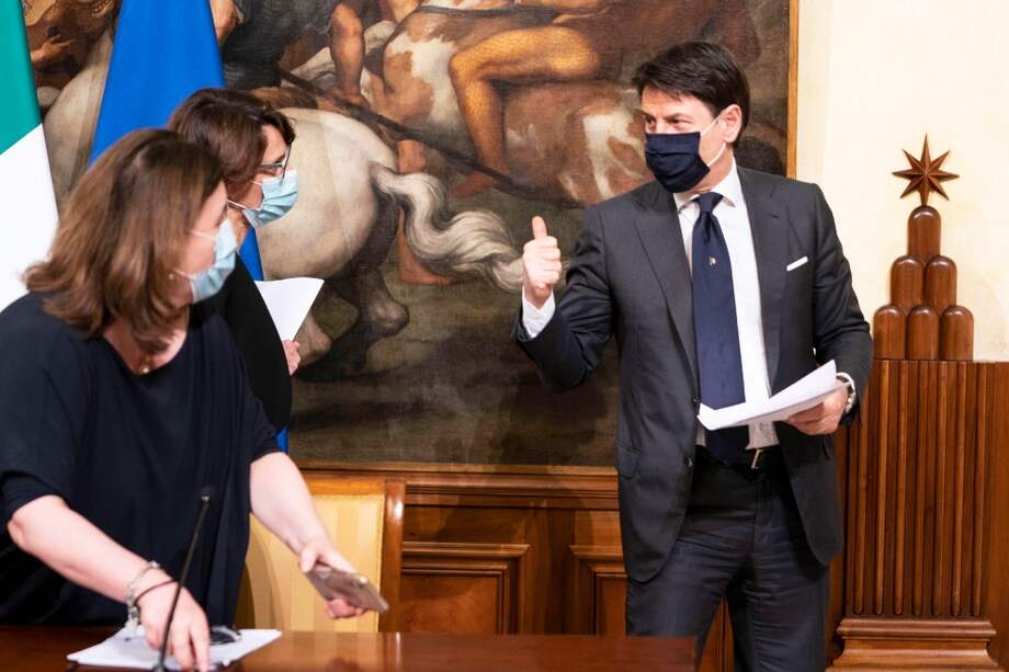 La Fiscalía italiana investiga la gestión del gobierno durante la crisis sanitaria.