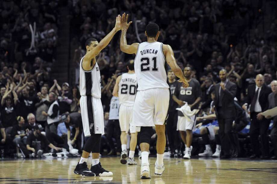 Spurs pegaron primero en final de la Conferencia Oeste frente a Thunder