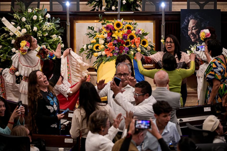 Homenaje a Totó La Momposina en el Capitolio Nacional de la República.