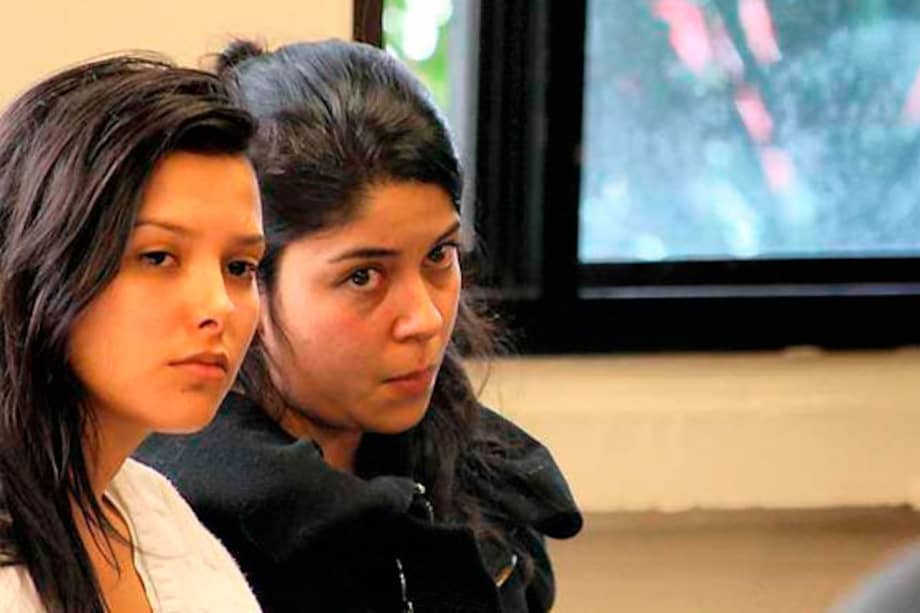 Las estudiantes Laura Moreno y Jessy Quintero.