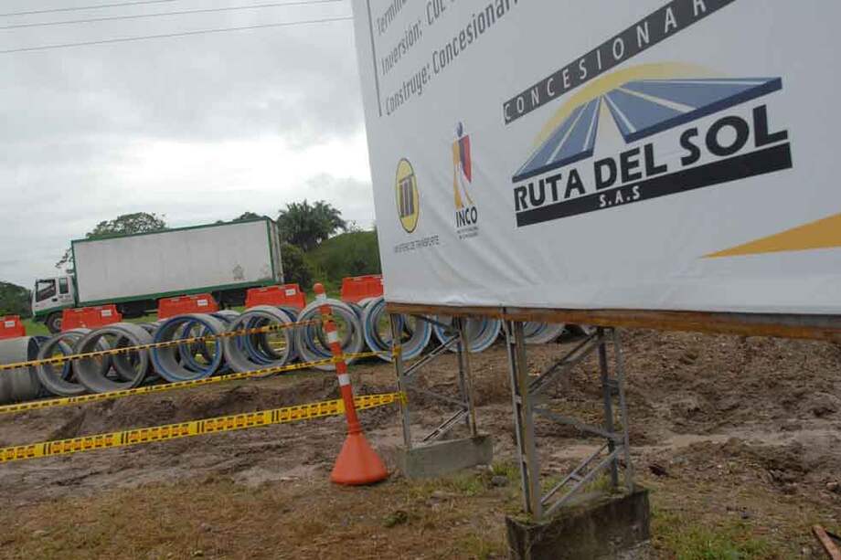 El tramo que va de Guaduas a Puerto Salgar sería entregado en el segundo semestre de 2014. / Archivo - El Espectador