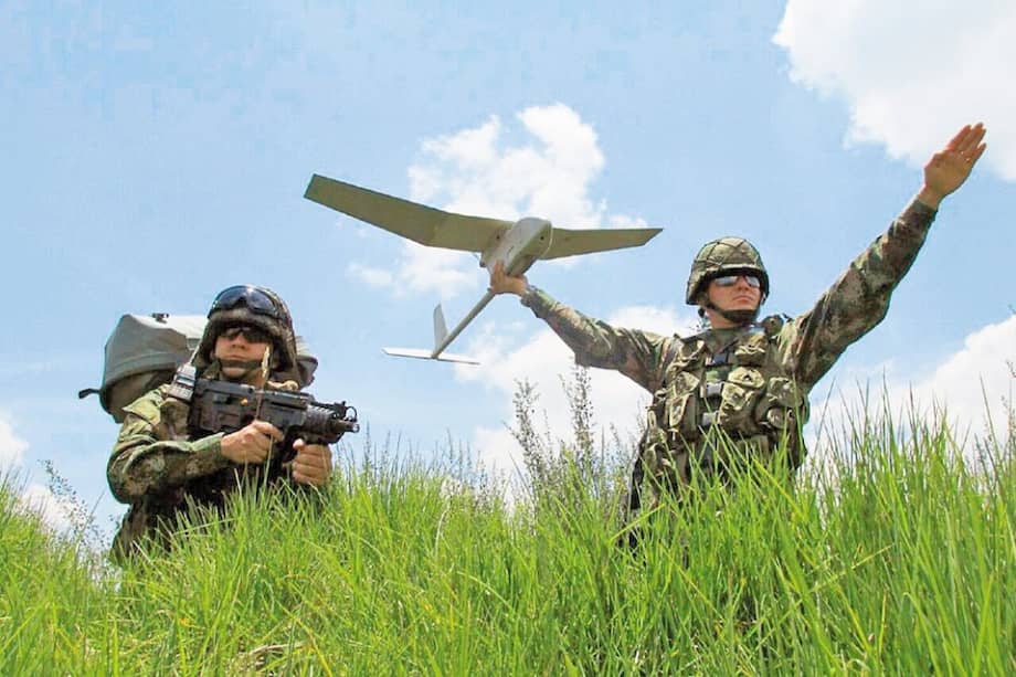 El gobierno contemplaría usar esta tecnología para monitorear las zonas de concentración de las Farc. / Cortesía Ejército