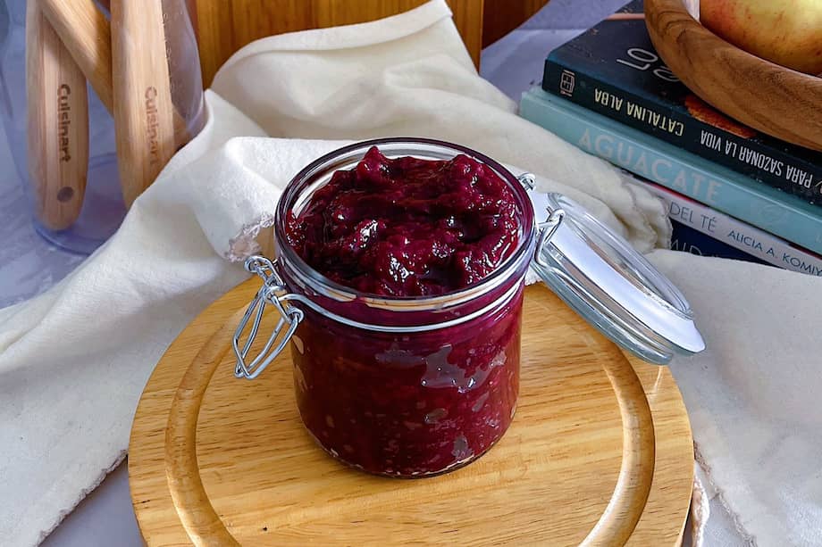 Usa arándanos y moras en esta preparación.