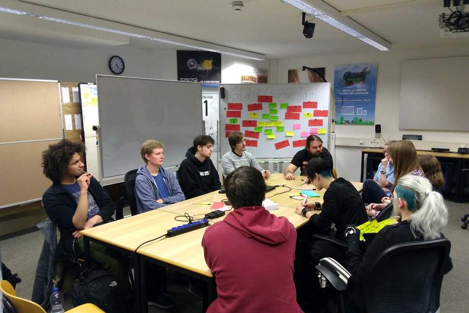 Sesión de lluvia de ideas en Furtwangen, Alemania, durante una de las ediciones del Game Jam.