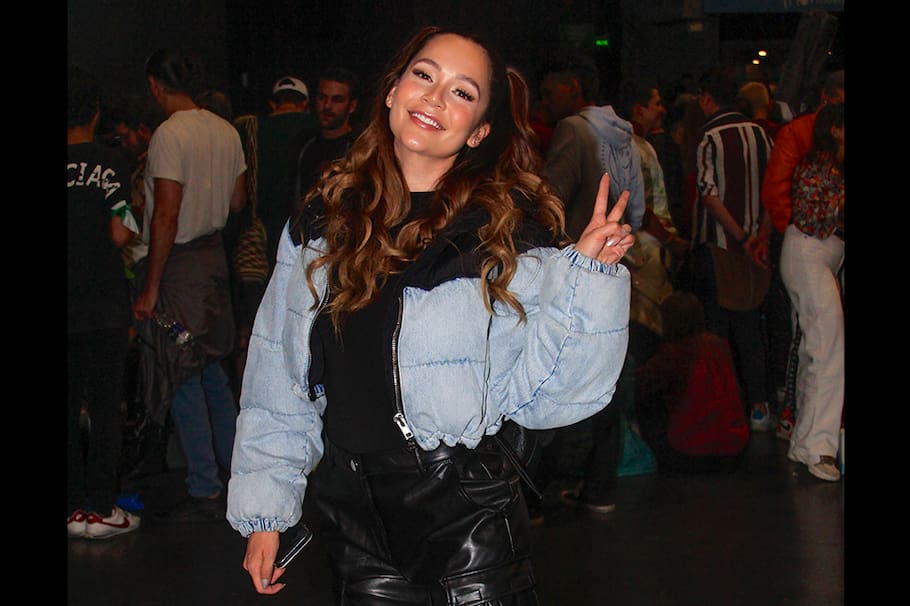 La actriz Lina Tejeiro asistió al concierto de Rosalía en Bogotá y contó por qué rechazó bailar en la tarima con la española.