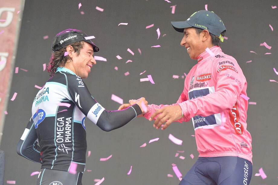 Nairo Quintana (der.) y Rigoberto Urán, los mejores pedalistas colombianos del año. /EFE