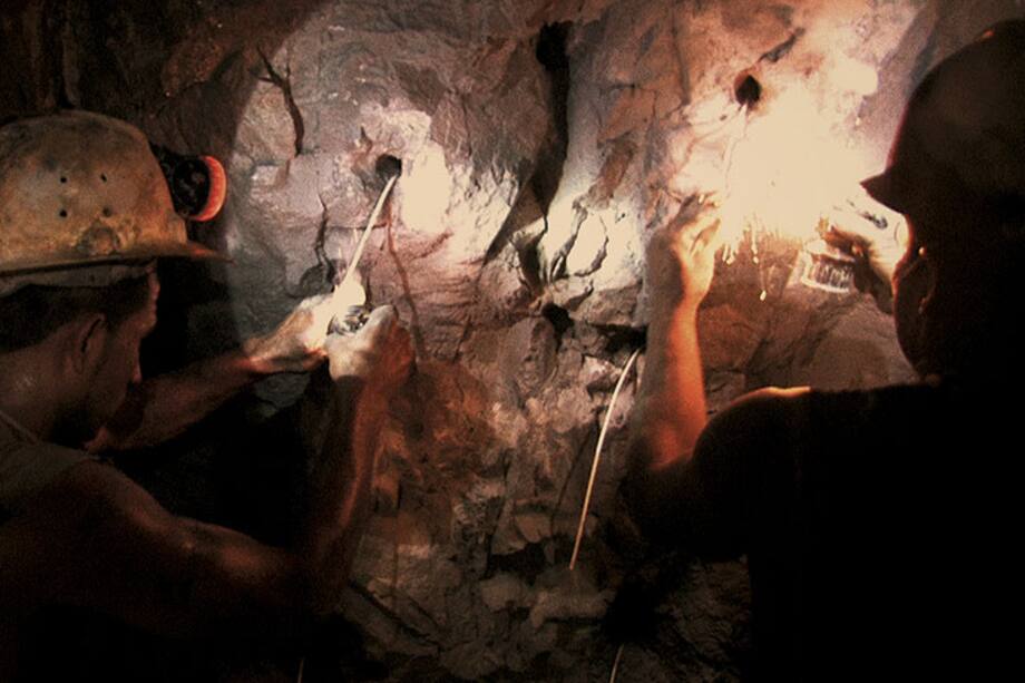 Marmato, el drama de un pueblo que vive sobre una montaña de oro