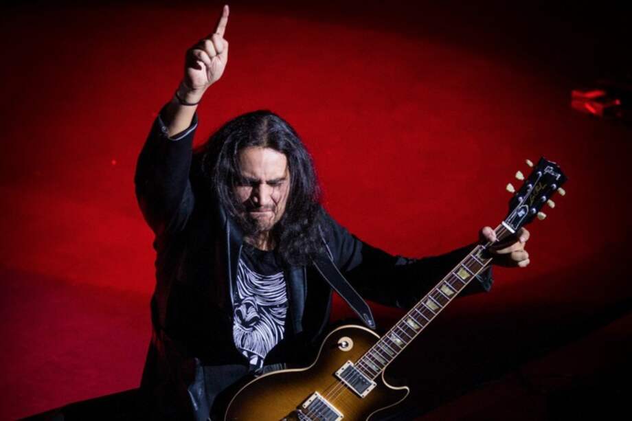 Daniel Cadena, el guitarrista eléctrico de Carlos Vives, lanza su proyecto “Mutante”. / Cortesía