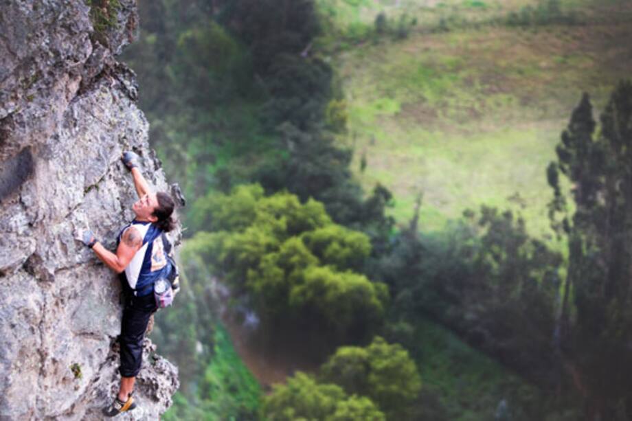Néstor Contreras, ¿superhumano o sucidida?