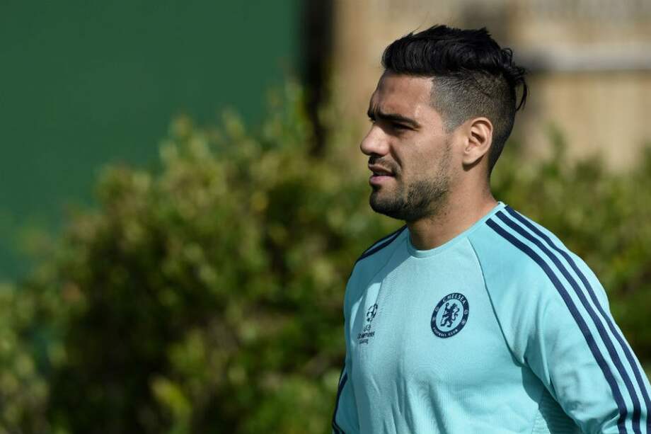 Falcao durante el entrenamiento del Chelsea previo al partido por Champions League. Foto: AFP