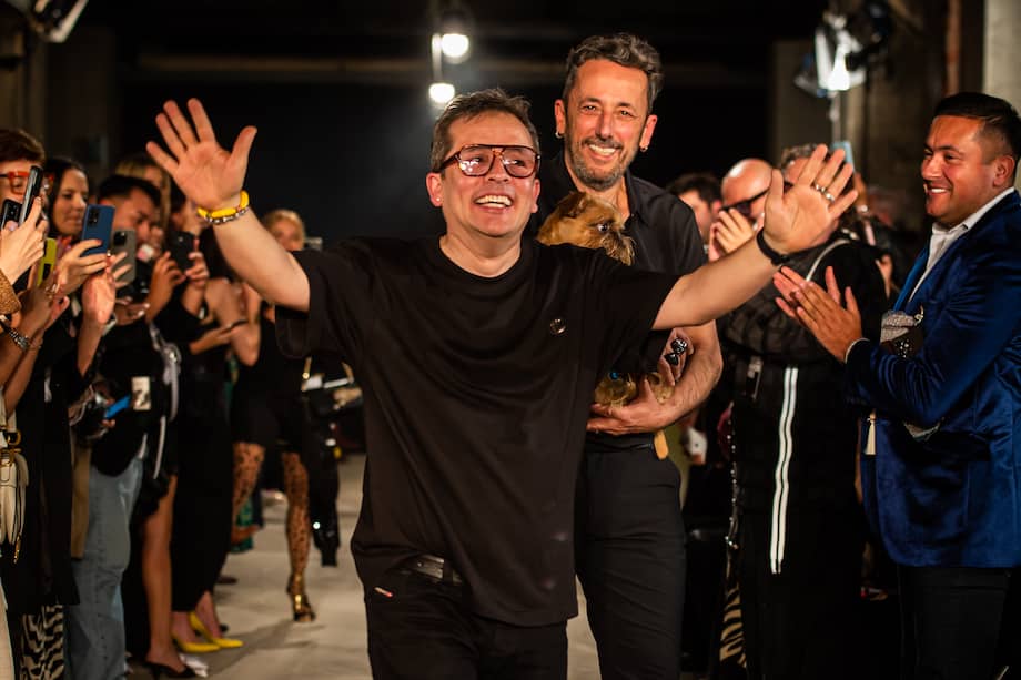 Jorge Duque Vélez, el diseñador de moda colombiana encargado de inaugural BFW 2025. / Cámara de Comercio de Bogotá