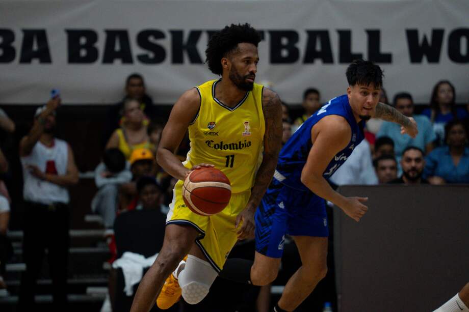 La Tricolor, impulsada por su estreno ganador en Cali, no podrá disputar el duelo previsto en Caracas y queda a la espera de una nueva fecha dentro del calendario clasificatorio.