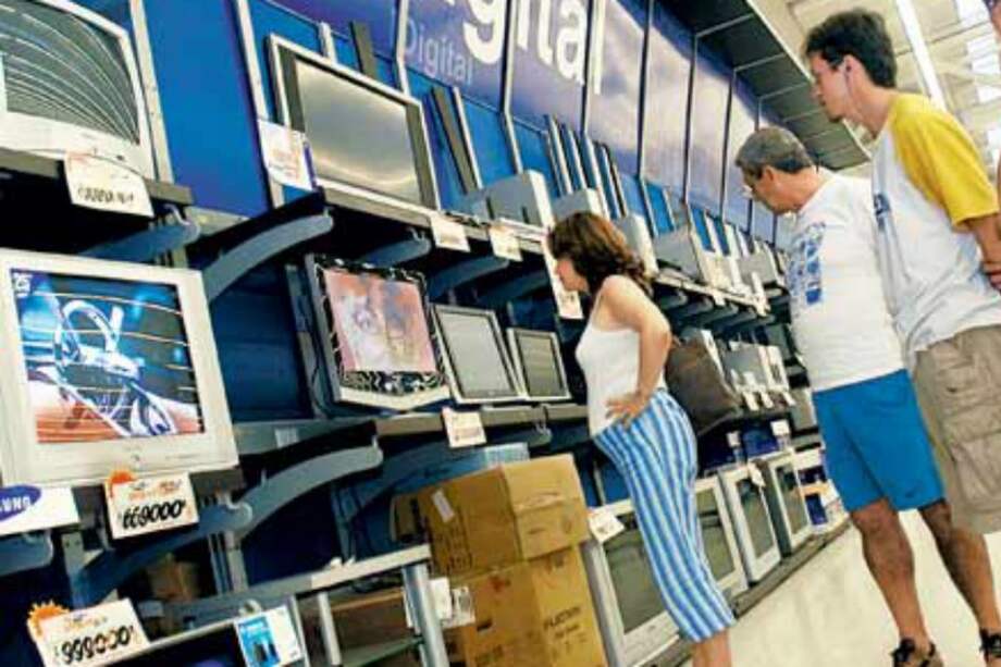 En septiembre, La disposición a comprar bienes muebles y electrodomésticos mejoró. / Archivo