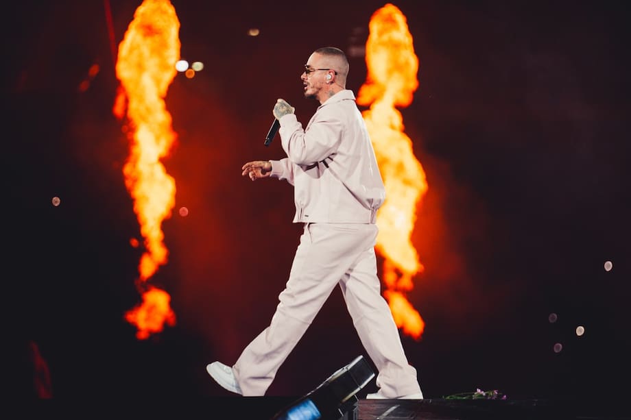 J Balvin envió emotivo mensaje a Venezuela durante su concierto en las Fiestas de San Pedro