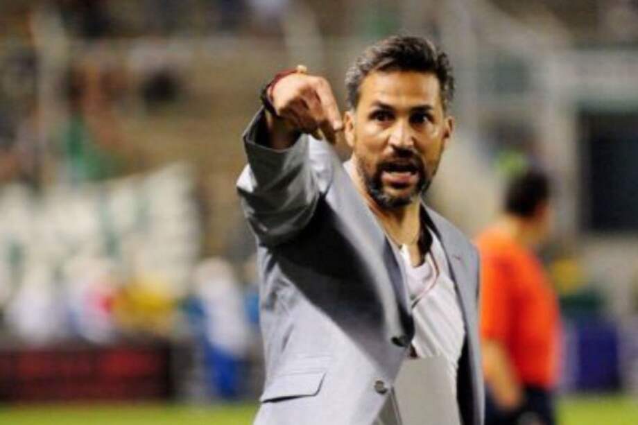 Mario Alberto Yepes, actual técnico del Deportivo Cali. Foto: Tomada del Twitter de Mario Yepes