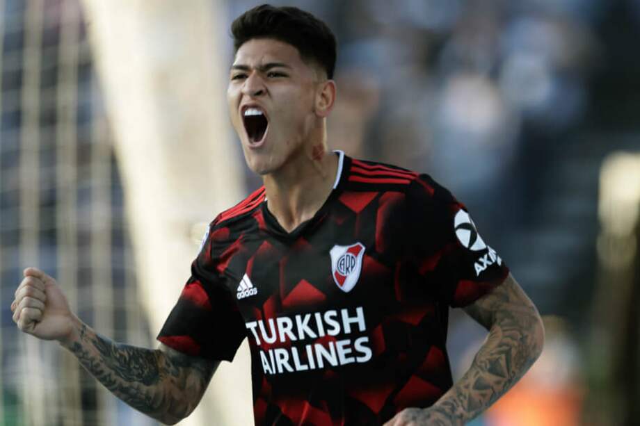 Carrascal celebra el gol que anotó este sábado con River Plate. / AFP