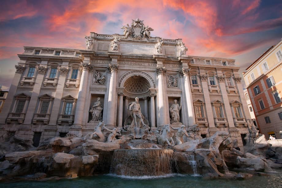 La fuente de los enamorados está ubicada a la derecha de la Fontana di Trevi, en uno de los rincones menos vistos del lugar.