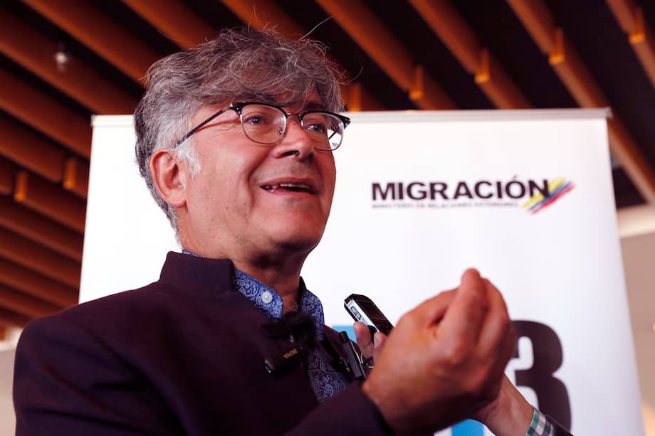 El director de Migración Colombia, Carlos Fernando García Manosalva, habla sobre el aumento de los flujos irregulares.
