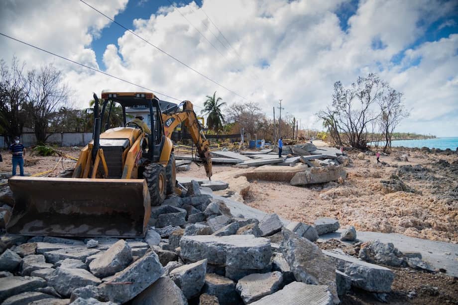 La destrucción en Providencia es del 98% de toda su infraestructura.