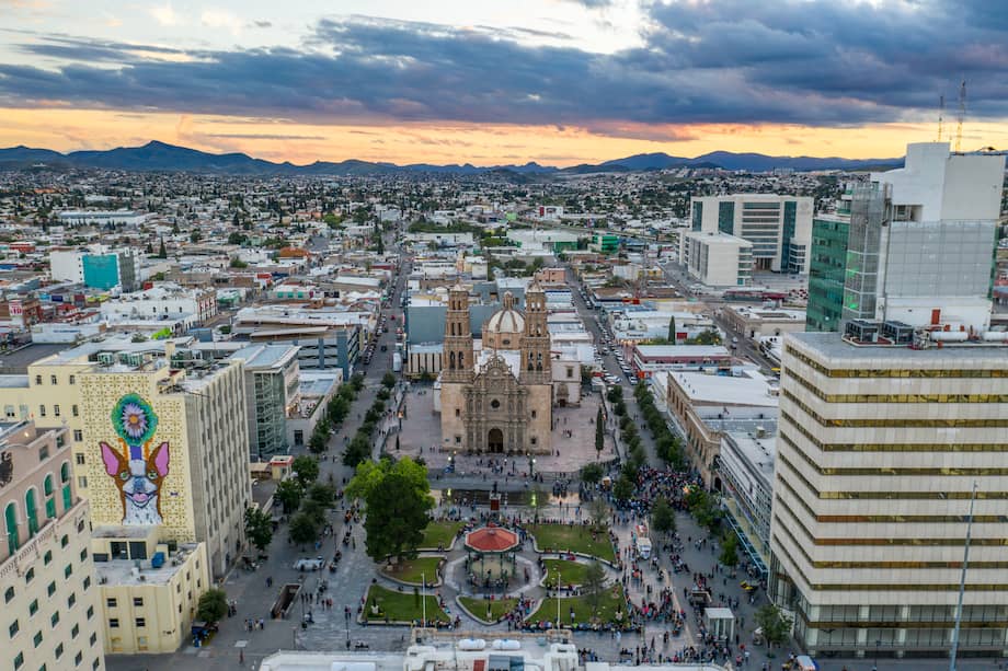 Chihuahua, México ofrece turismo de aventura, bellezas naturales, historia, cultura, y gastronomía.