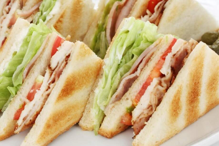 Sandwich con pasta de ricota