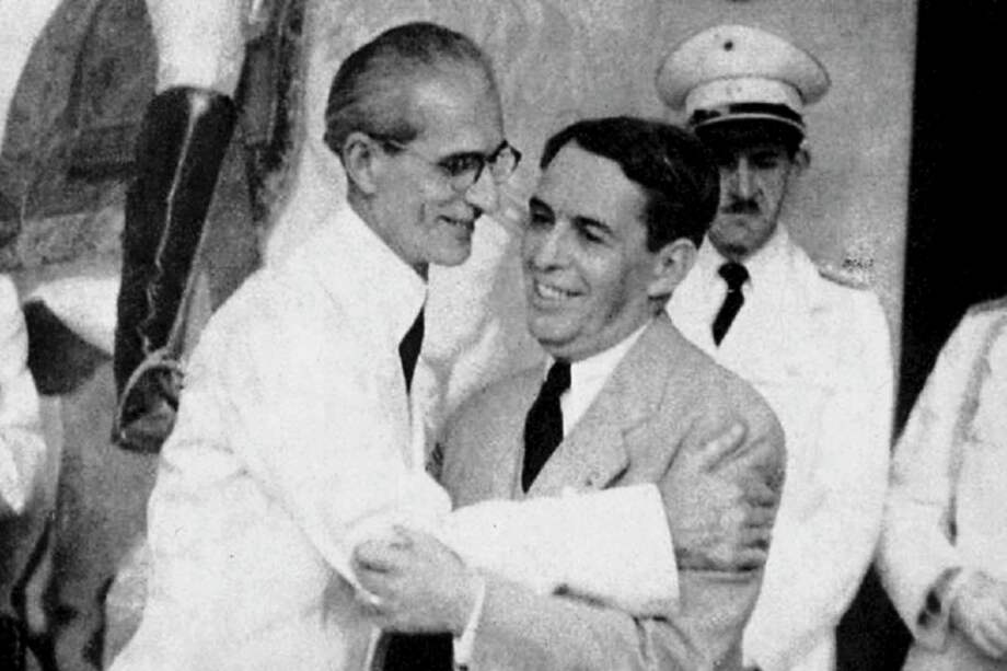 Los presidentes Eduardo Santos, de Colombia (der.), y Eleázar López, de Venezuela, en 1941. / Archivo