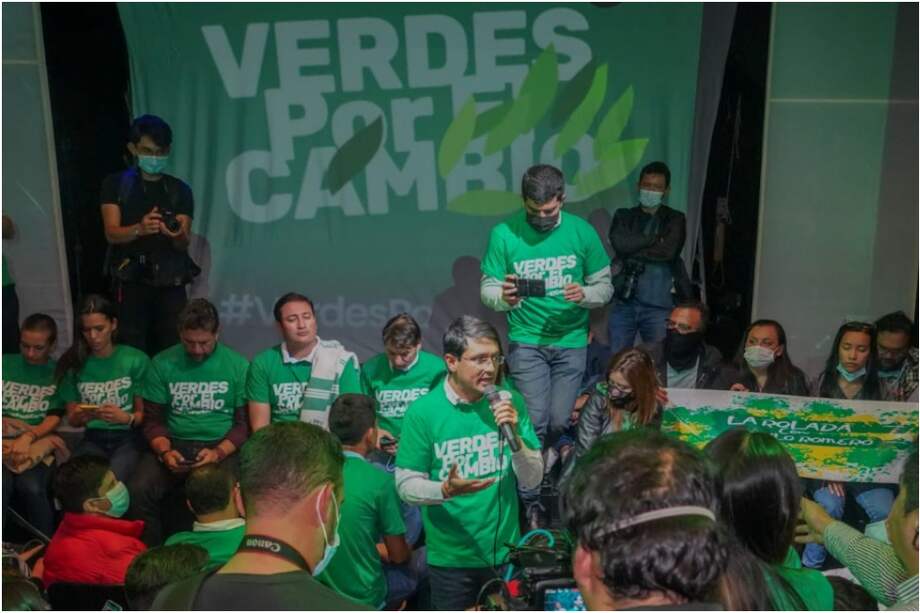Tras una reunión de Romero con varios líderes del país se decidió su adhesión al Pacto Histórico como precandidato presidencial de Alianza Verde.